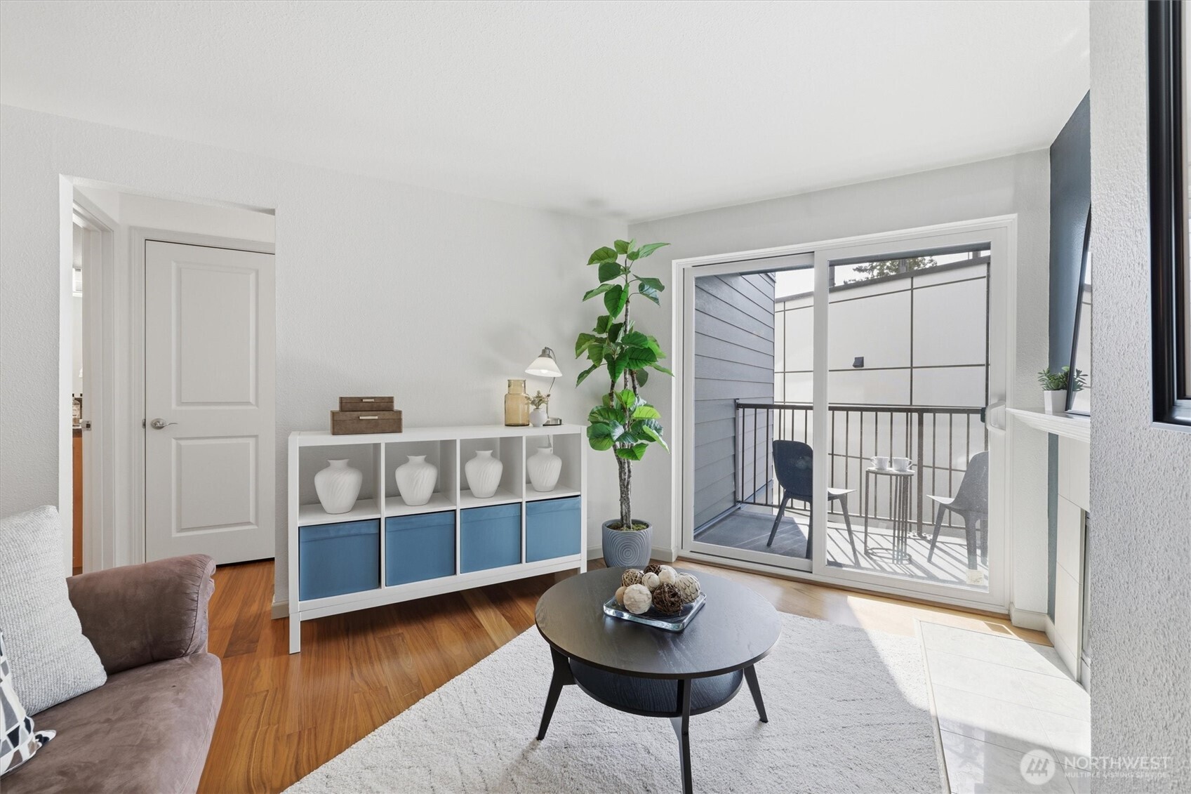 3045 20th Avenue W #303, Seattle, WA 98199