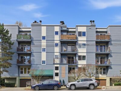 3045 20th Avenue W #303, Seattle, WA 98199 - Photo 2