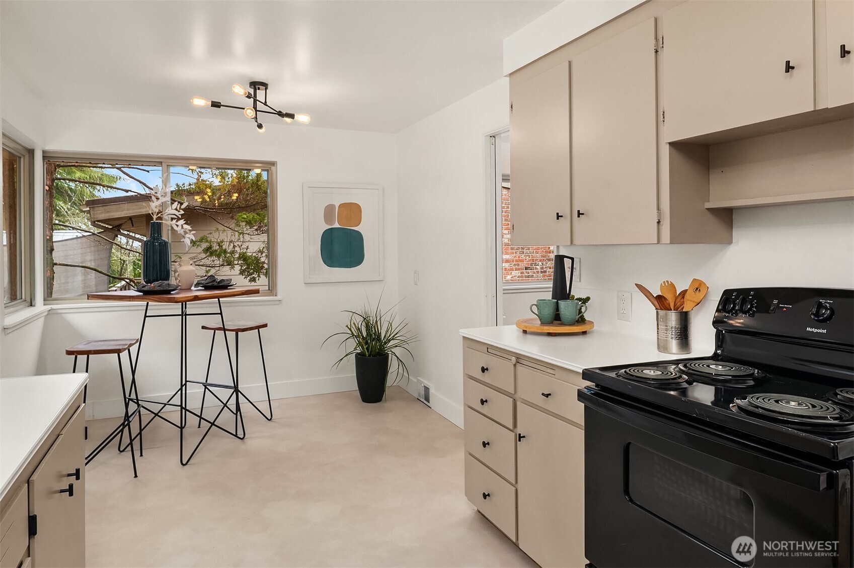 3818 NE 94th Street , Seattle, WA 98115