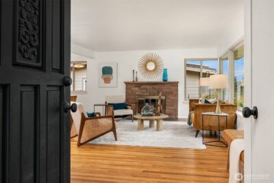 3818 NE 94th Street , Seattle, WA 98115 - Photo 2