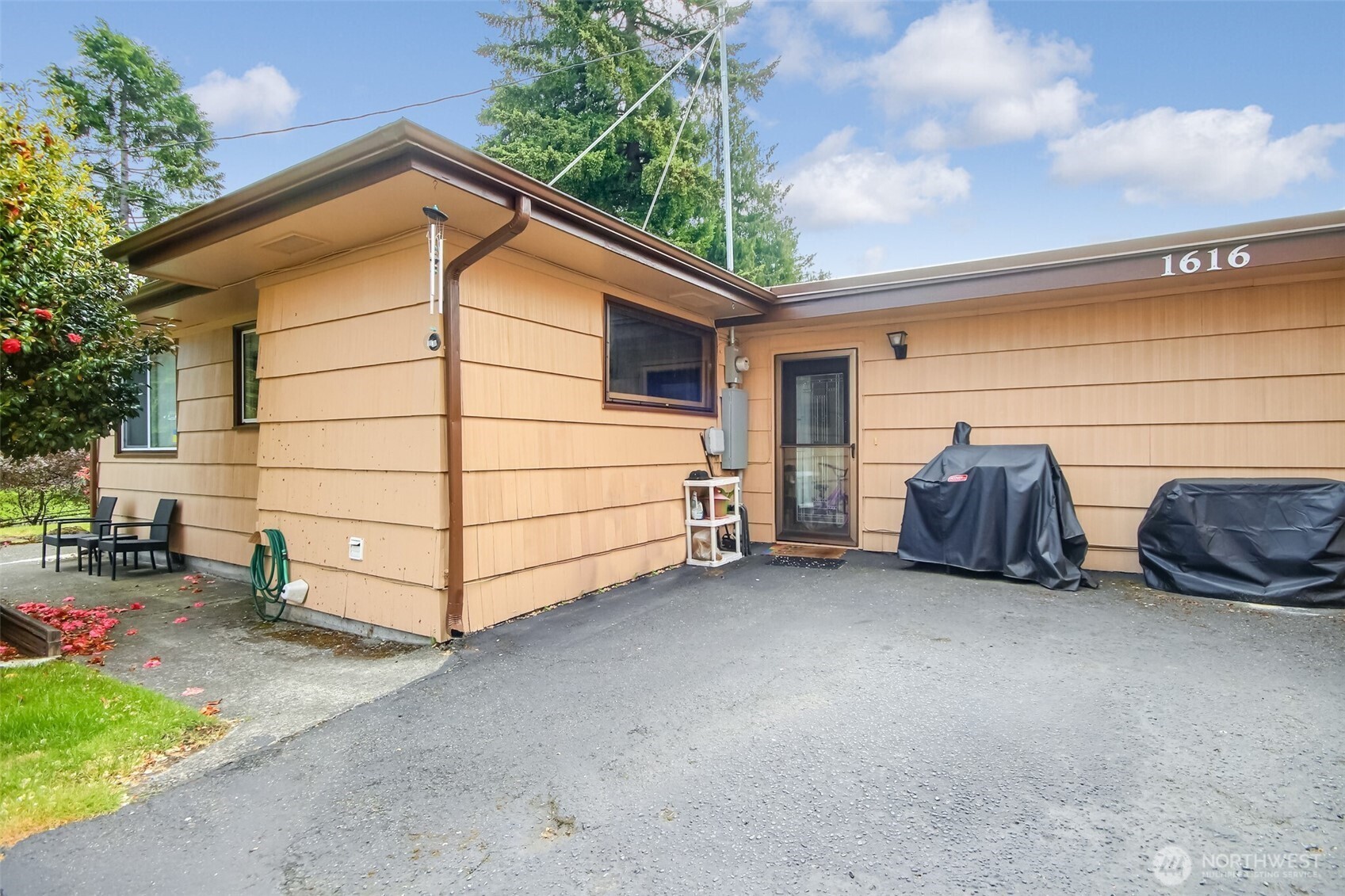 1608 Ruddell Road SE, Lacey, WA 98053