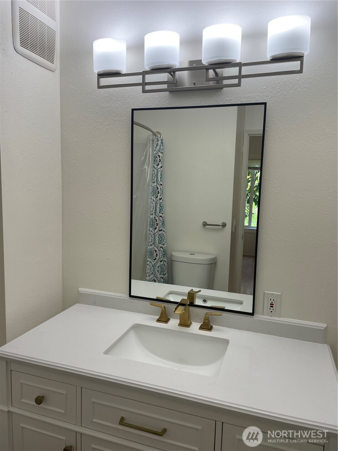 1007 22nd Street , Bellingham, WA 98225