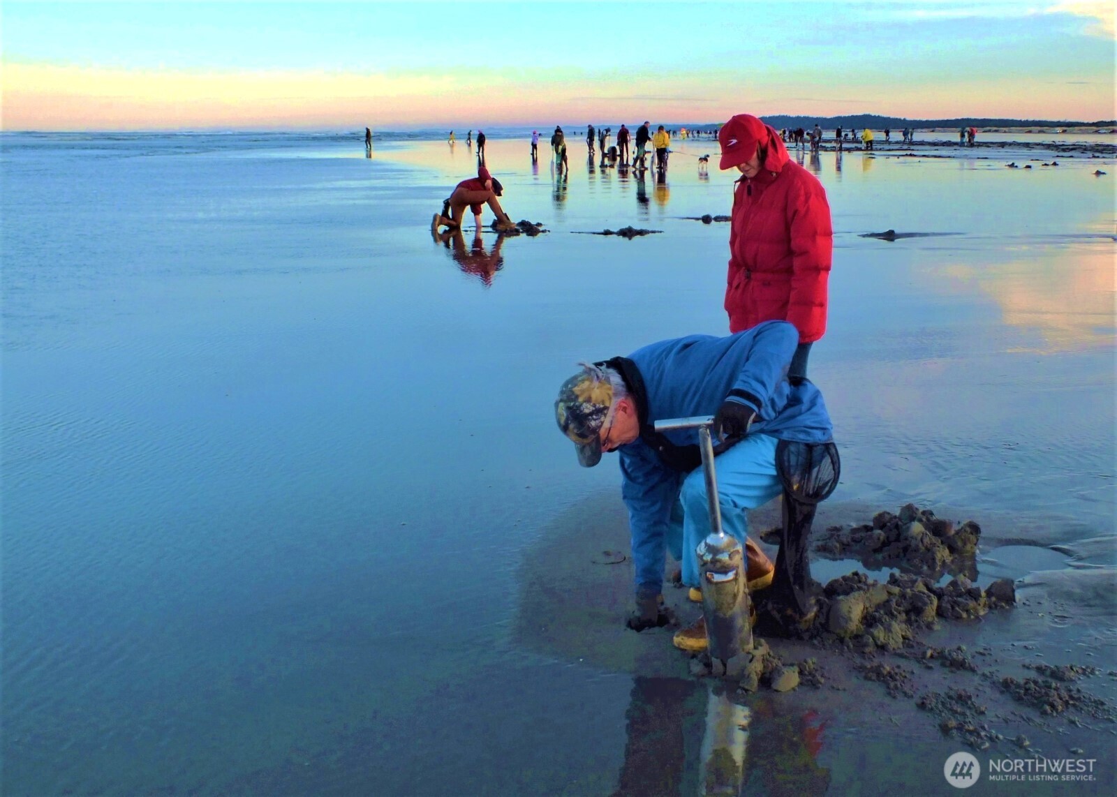 317 Sand Dune Avenue NW, Ocean Shores, WA 98569