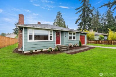 909 N 170th Street , Shoreline, WA 98133