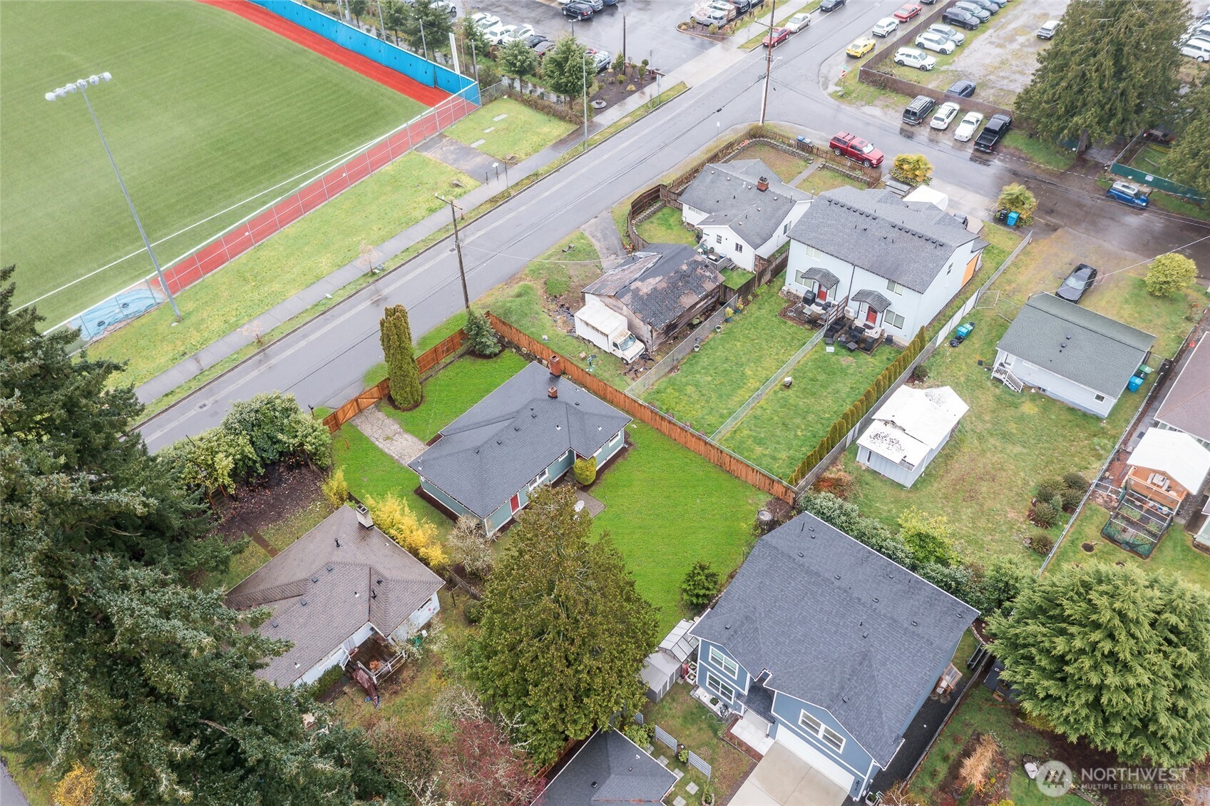 909 N 170th Street , Shoreline, WA 98133