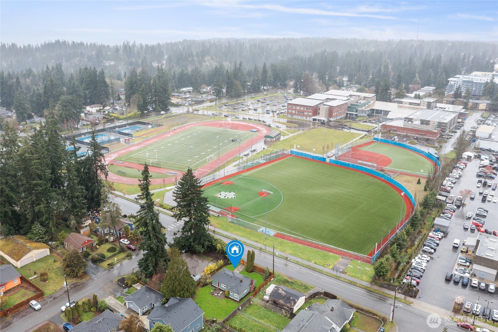 909 N 170th Street , Shoreline, WA 98133