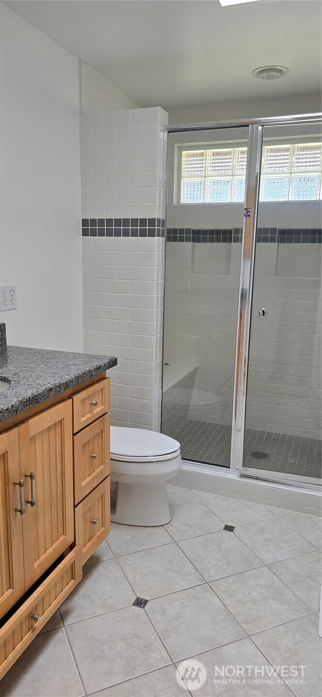 4234 NE 89th Street , Seattle, WA 98115