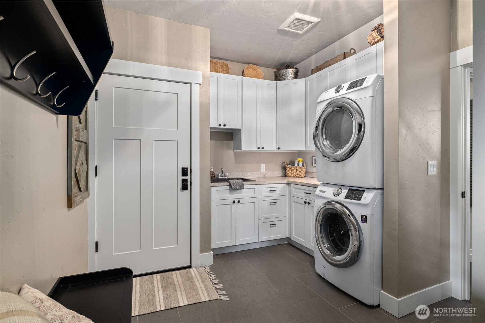 330 Maple Leaf Loop , Cle Elum, WA 98922