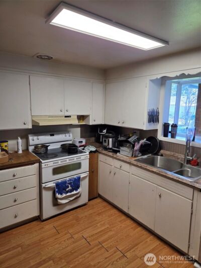 1638 119th Street S, Tacoma, WA 98444 - Photo 5