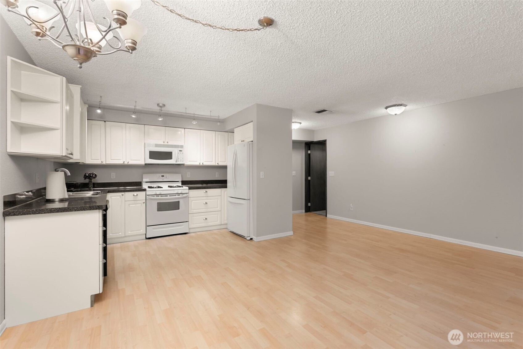 2415 SW Tyndell Circle , Tumwater, WA 98512