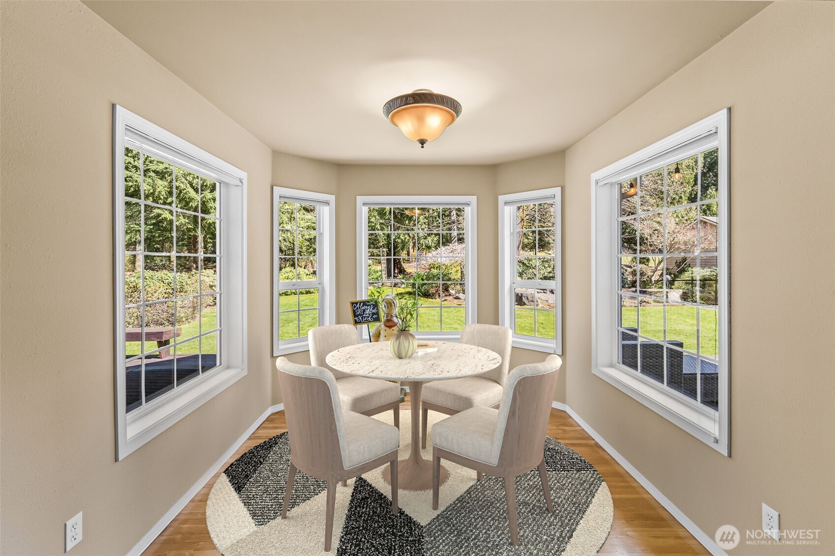 2016 Golden Maples Court NW, Olympia, WA 98502