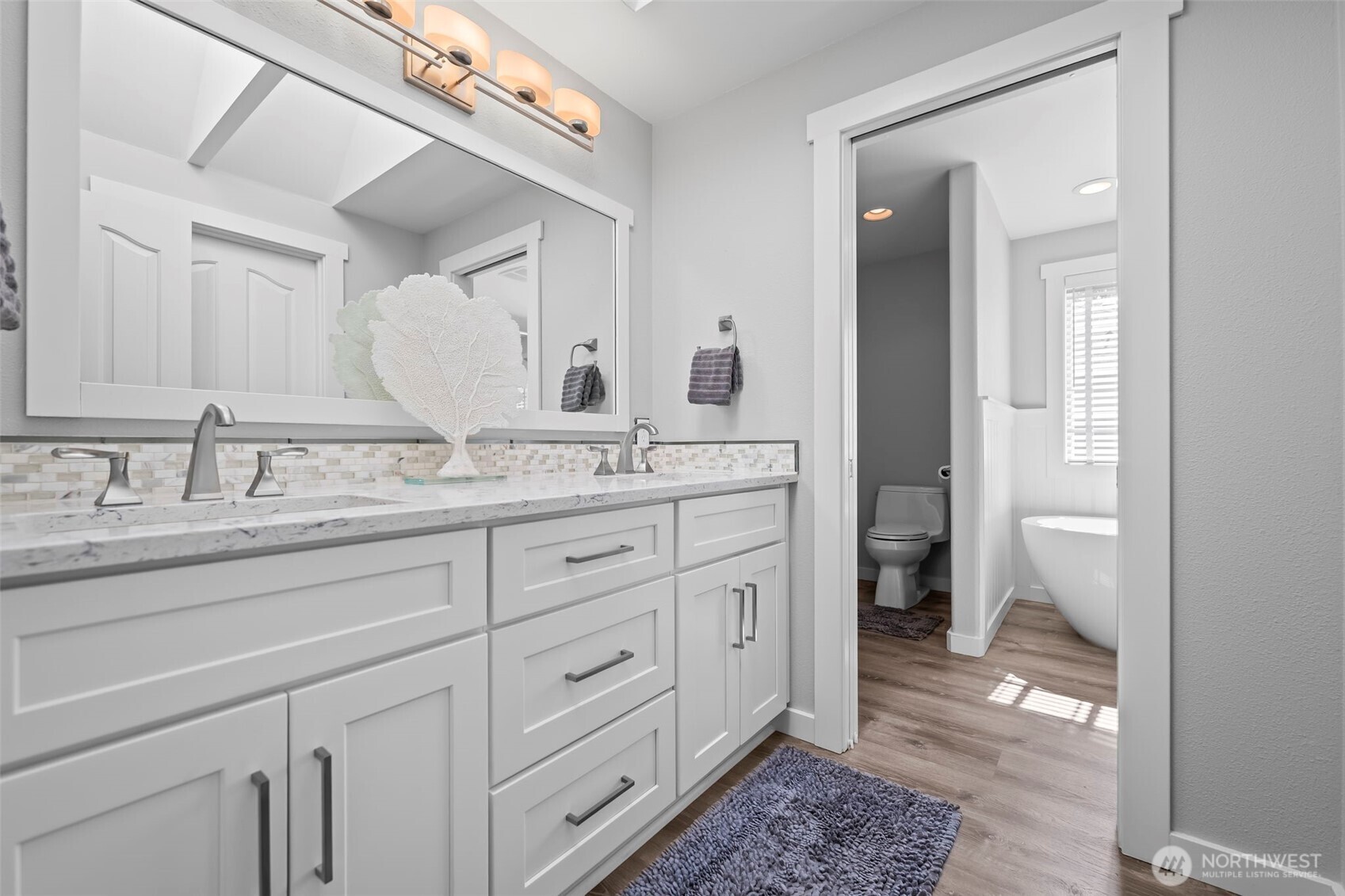 2016 Golden Maples Court NW, Olympia, WA 98502