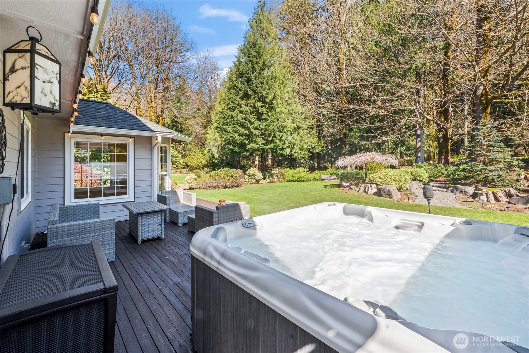 2016 Golden Maples Court NW, Olympia, WA 98502