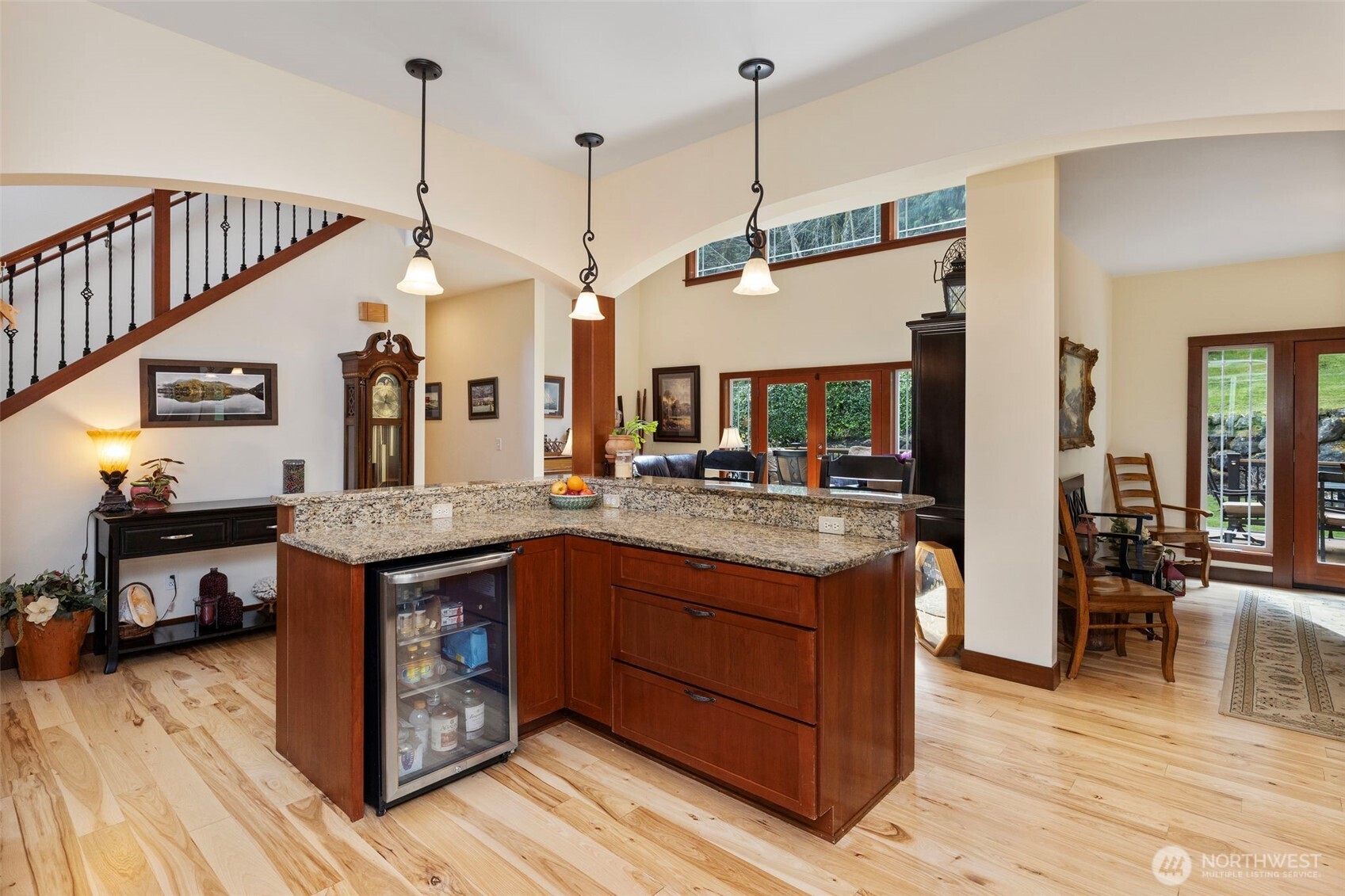 2701 NE Strand Road , Bremerton, WA 98311