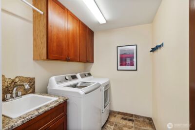 2701 NE Strand Road , Bremerton, WA 98311 - Photo 27