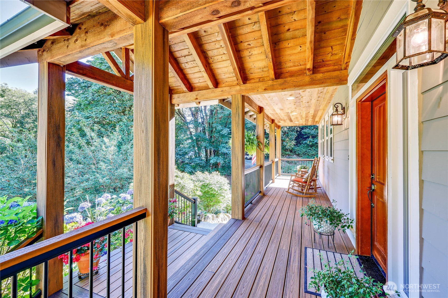 2701 NE Strand Road , Bremerton, WA 98311