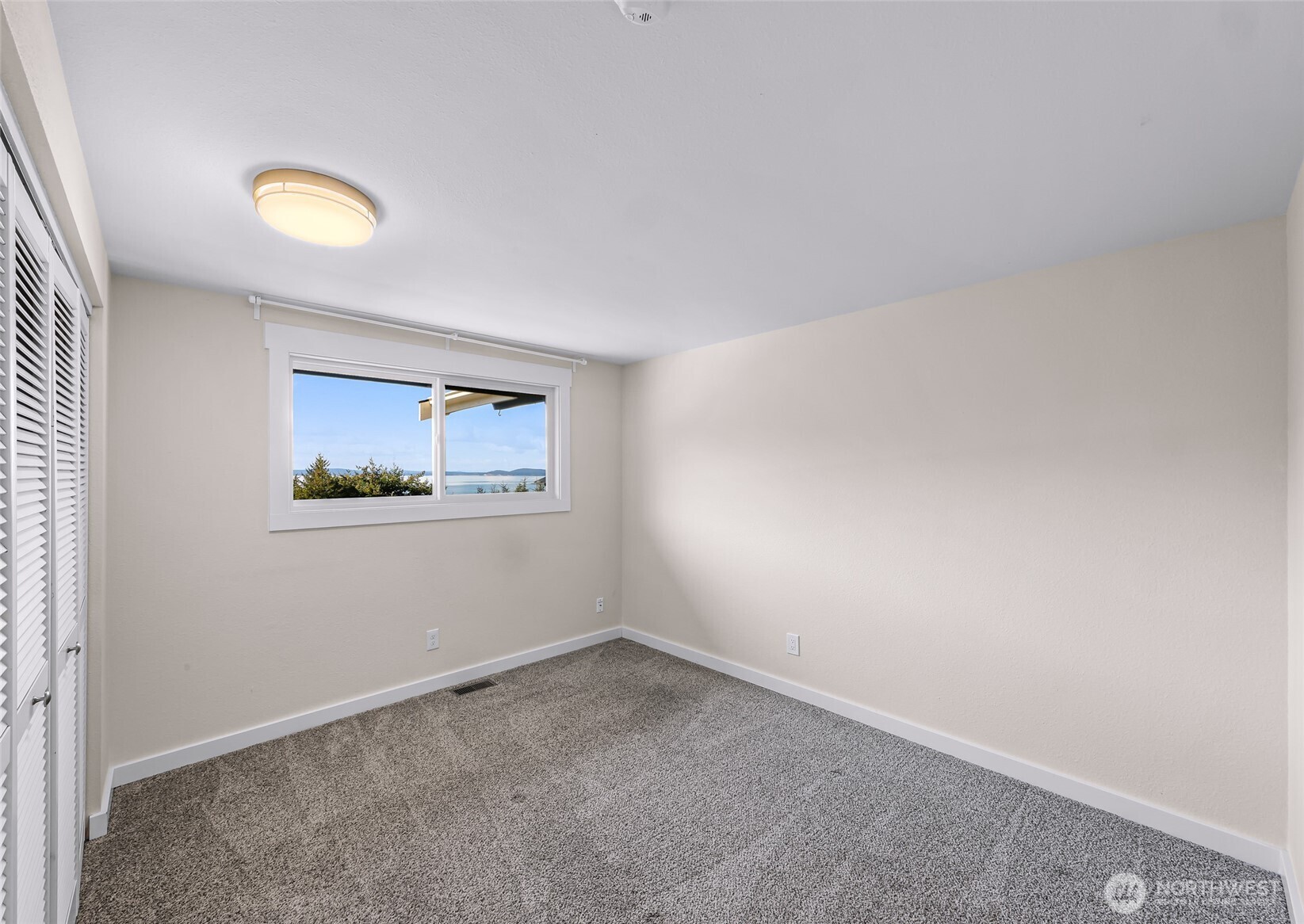 14055 Madrona Drive , Anacortes, WA 98221