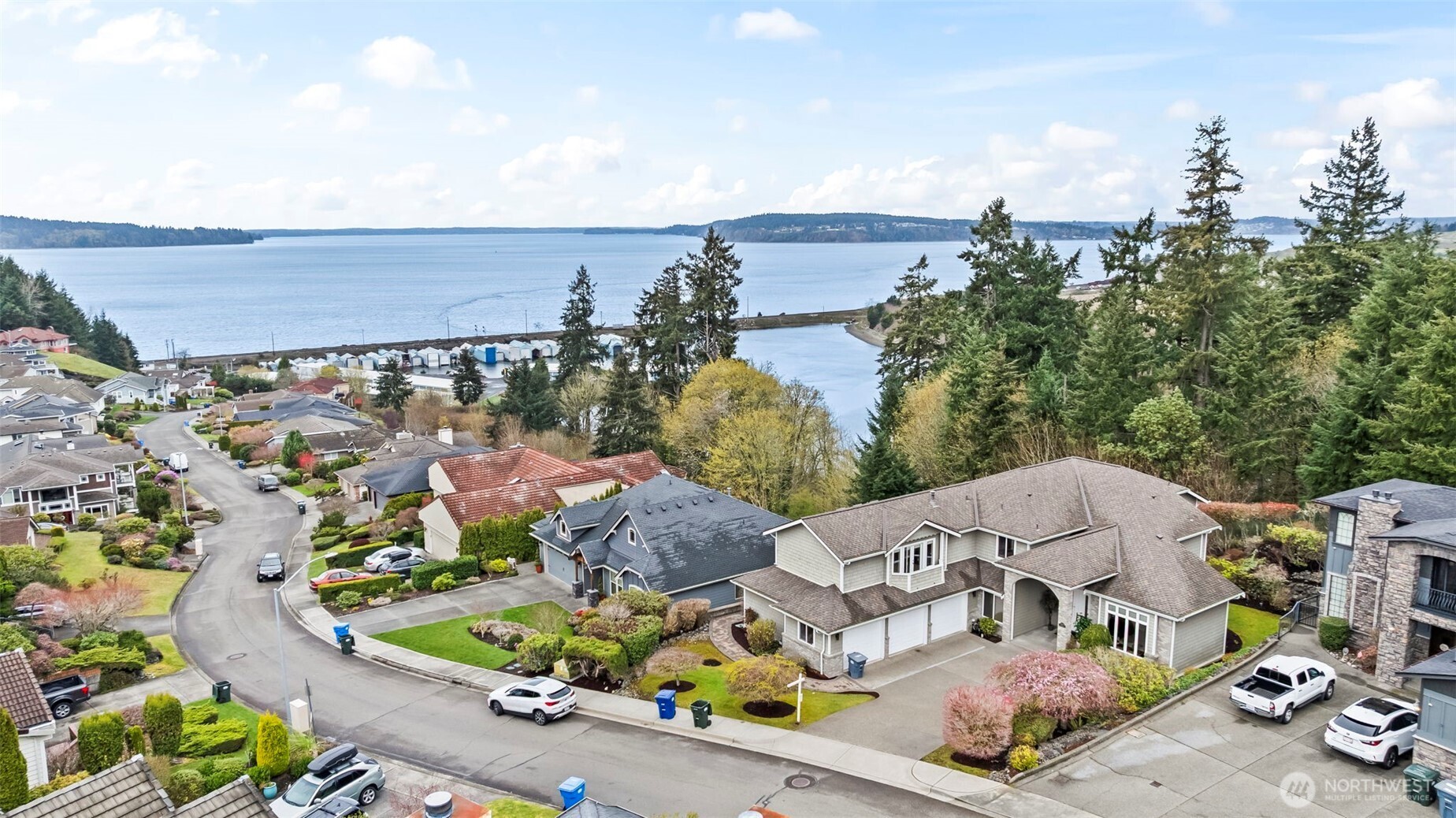 2839 Chambers Bay Drive , Steilacoom, WA 98388