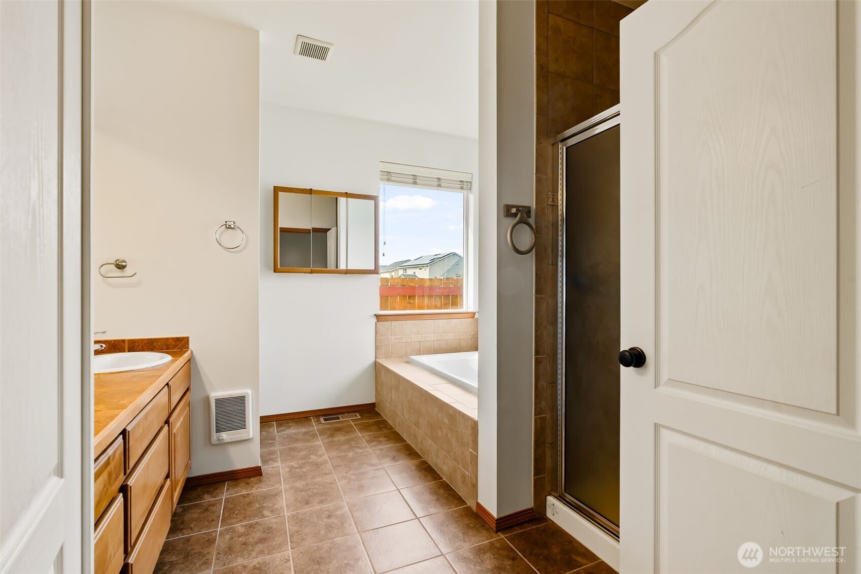 1901 W Clearview Drive , Ellensburg, WA 98926