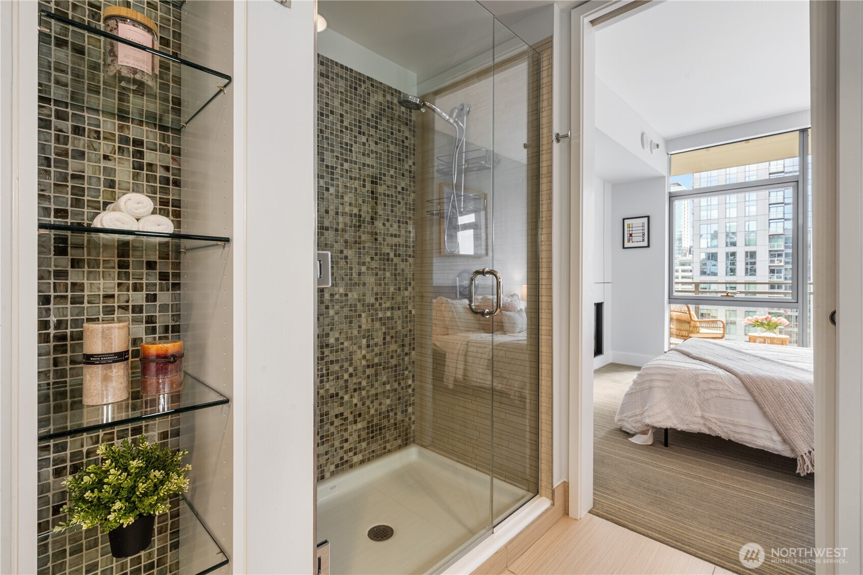 820 Blanchard Street #1506, Seattle, WA 98121