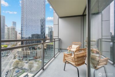 820 Blanchard Street #1506, Seattle, WA 98121 - Photo 2