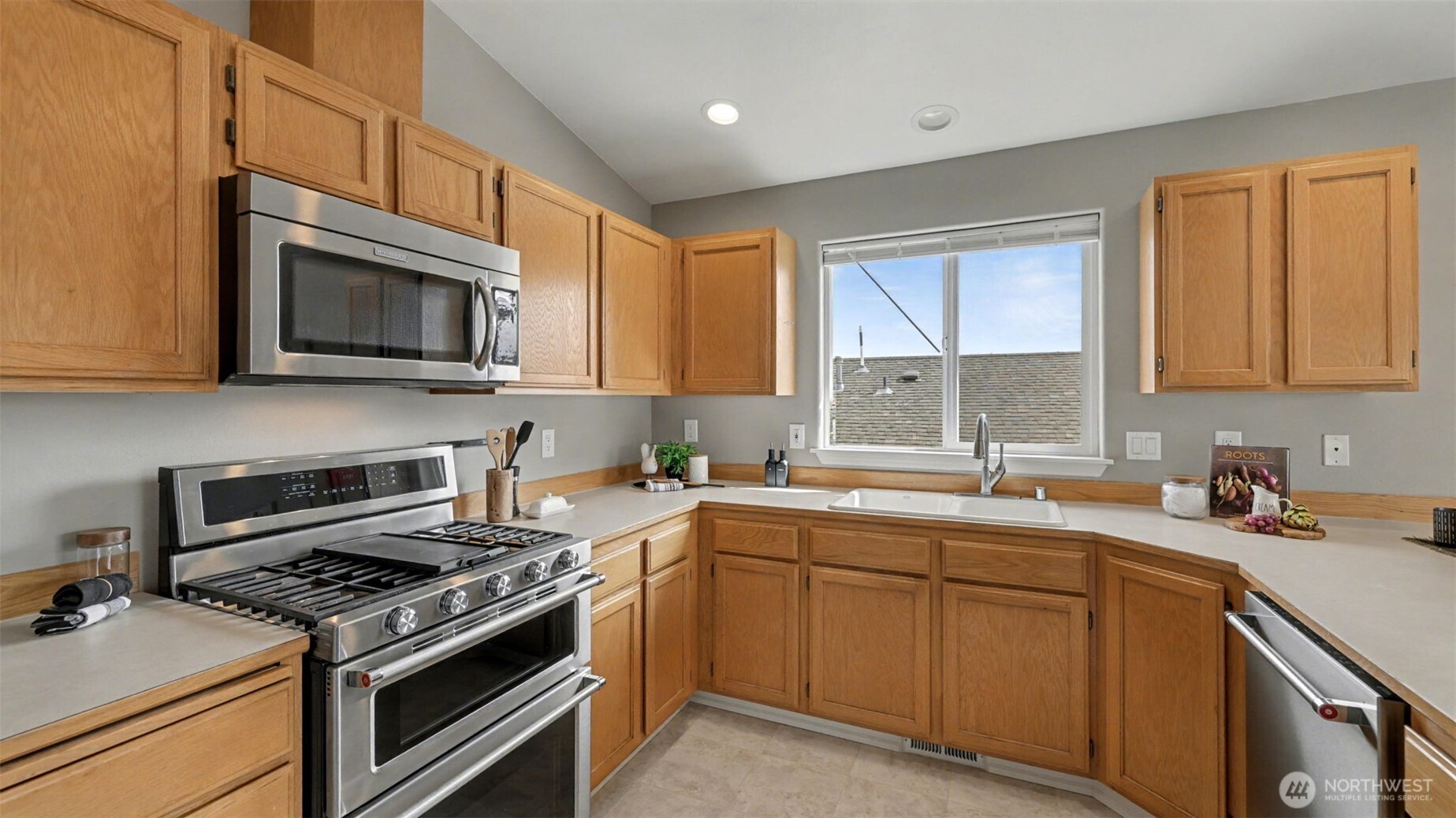 132 76th Place SW, Everett, WA 98203