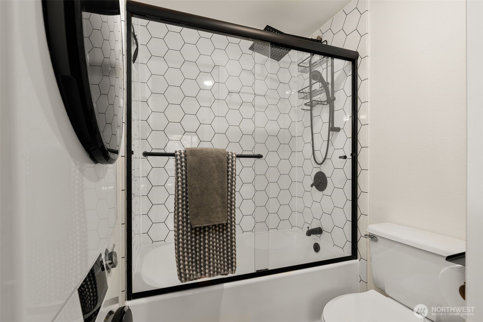 211 Summit Avenue E #S114, Seattle, WA 98102