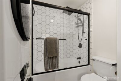 211 Summit Avenue E #S114, Seattle, WA 98102 - Photo 15