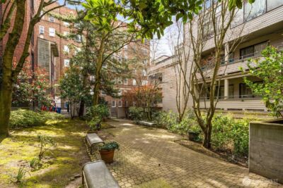 211 Summit Avenue E #S114, Seattle, WA 98102 - Photo 17