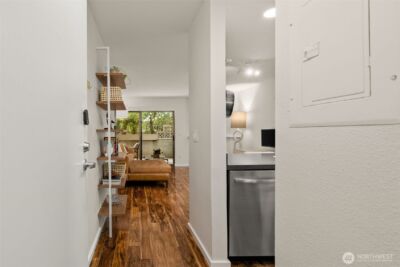 211 Summit Avenue E #S114, Seattle, WA 98102 - Photo 3