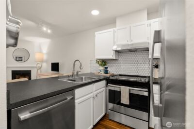 211 Summit Avenue E #S114, Seattle, WA 98102 - Photo 4