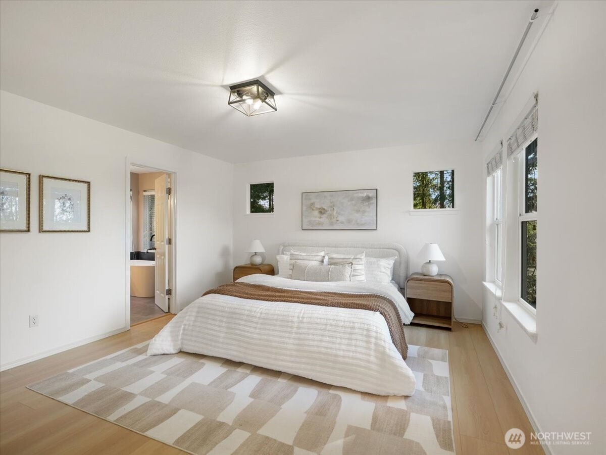 24213 SE 21st Street , Sammamish, WA 98075