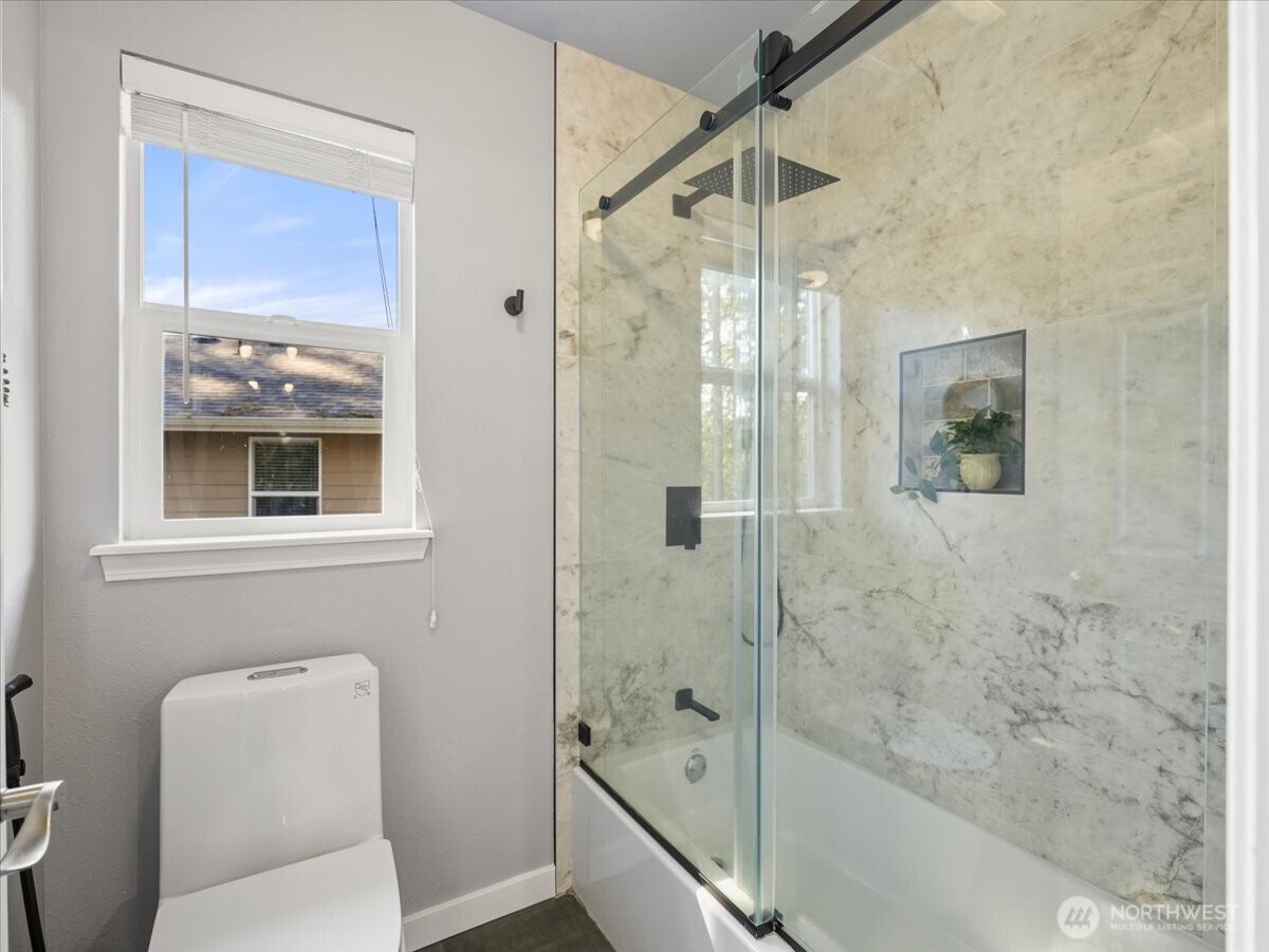24213 SE 21st Street , Sammamish, WA 98075
