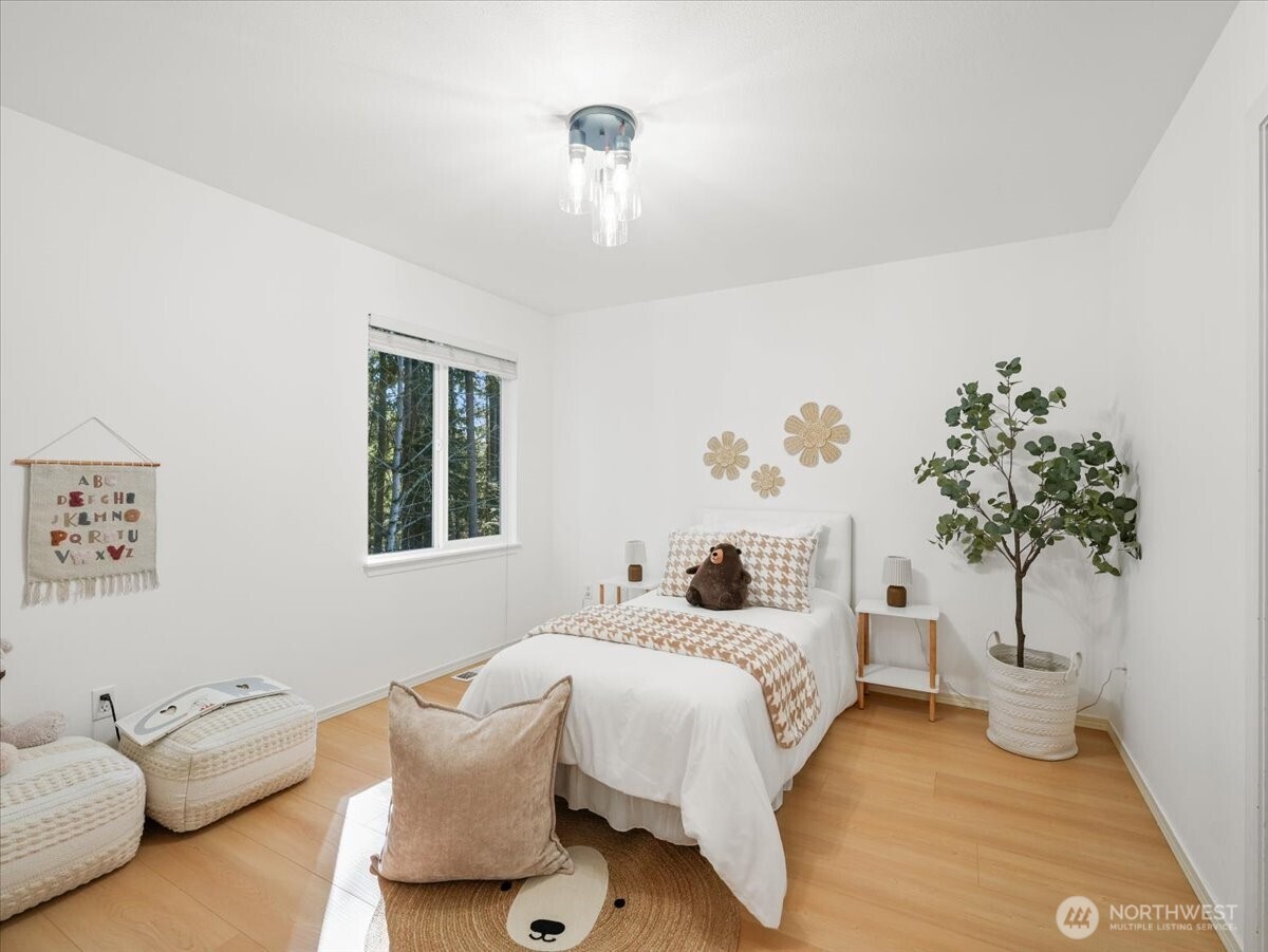 24213 SE 21st Street , Sammamish, WA 98075