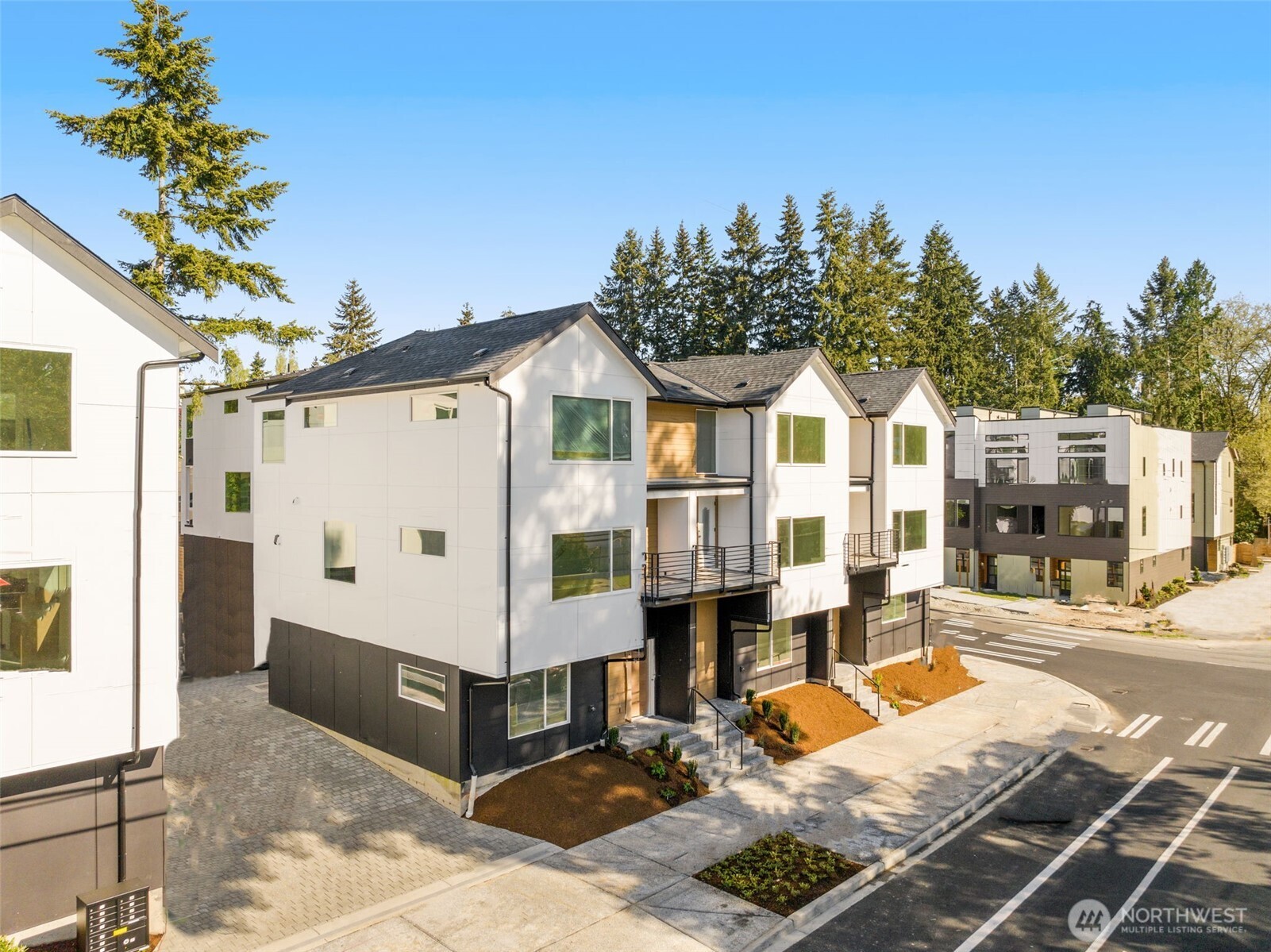18000 C 10th Avenue NE, Shoreline, WA 98155