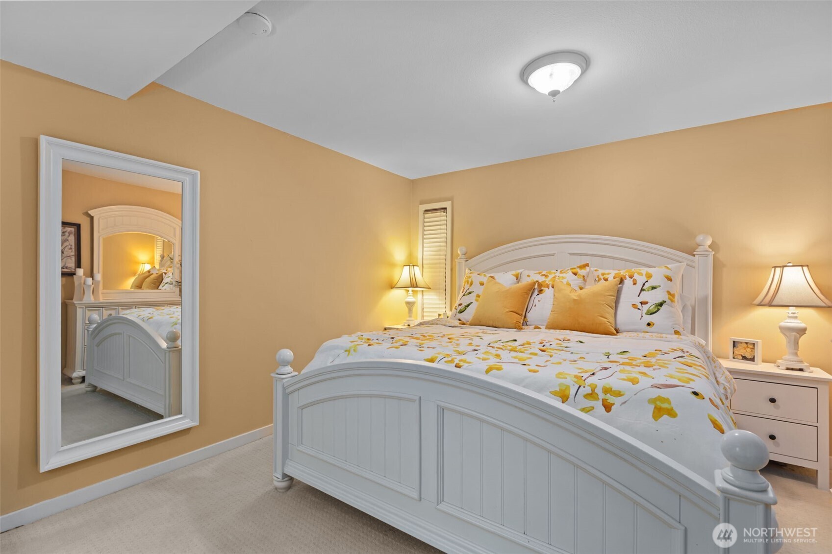 10903 Glen Acres Drive S #A, Seattle, WA 98168