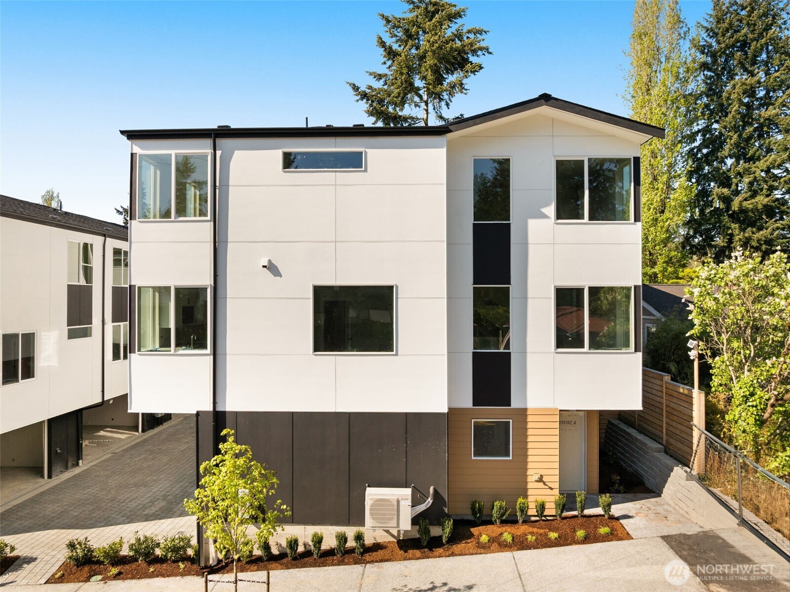 18002 C 10th Avenue NE, Shoreline, WA 98155