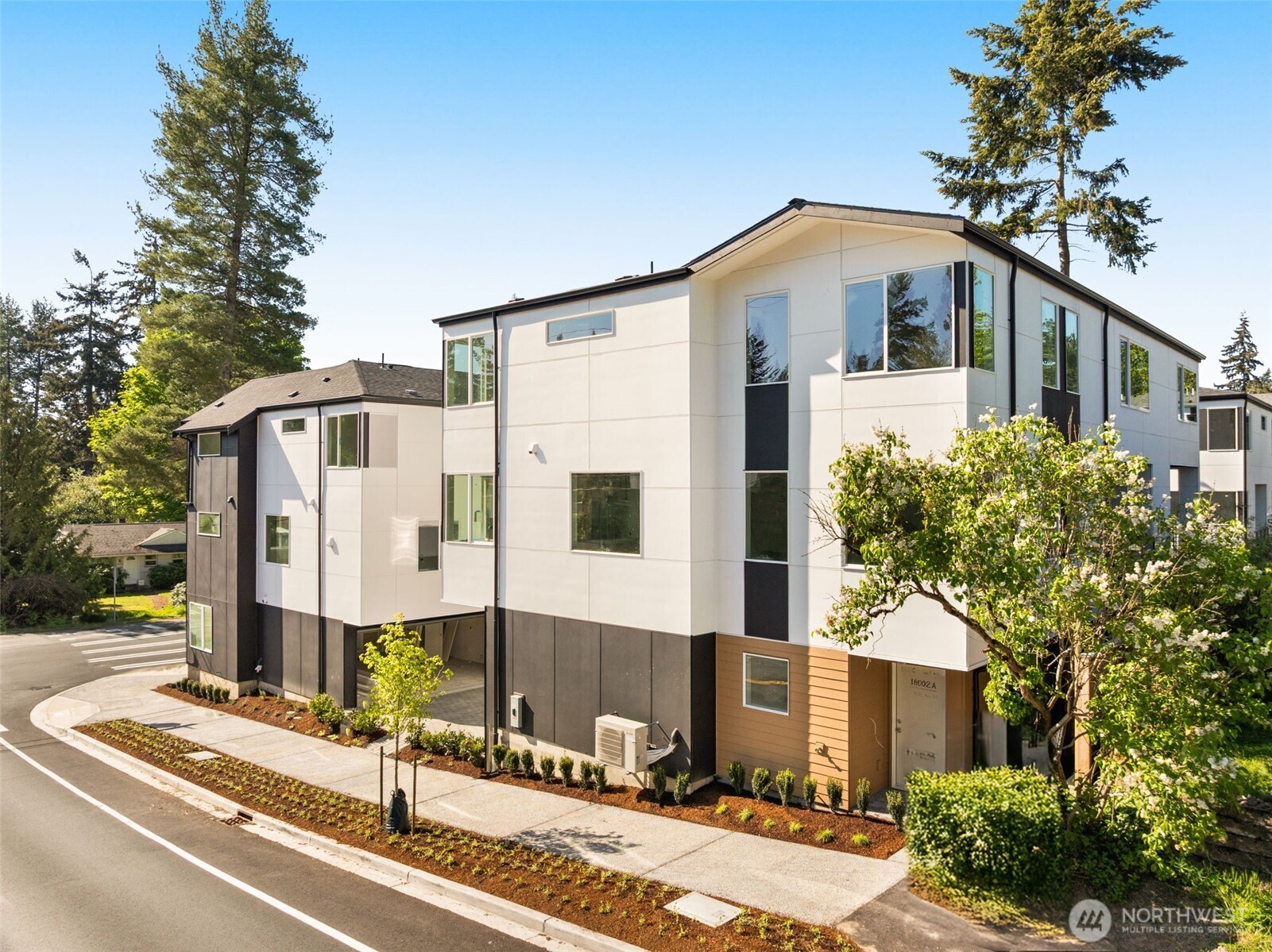 18002 C 10th Avenue NE, Shoreline, WA 98155