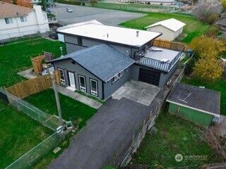 1412 29th Street , Anacortes, WA 98221 - Photo 3