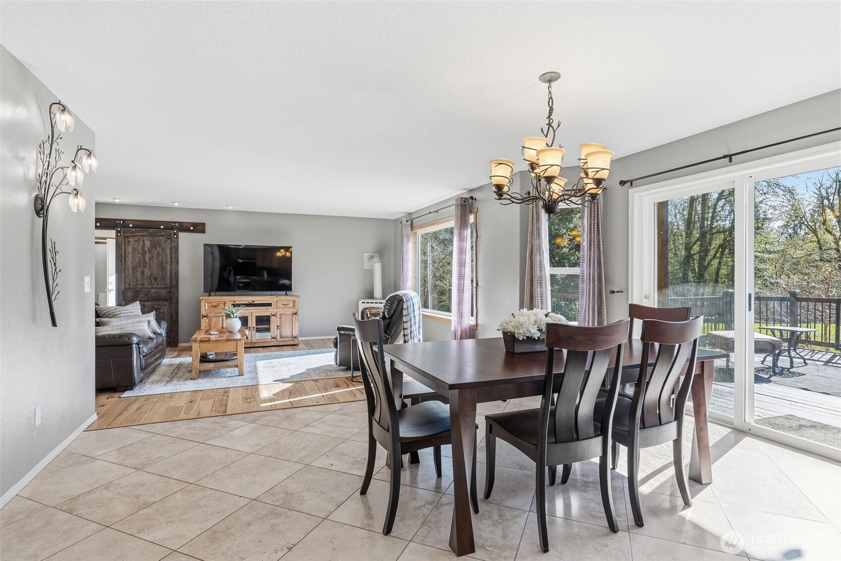 34602 NE 49th Place , La Center, WA 98629-3577