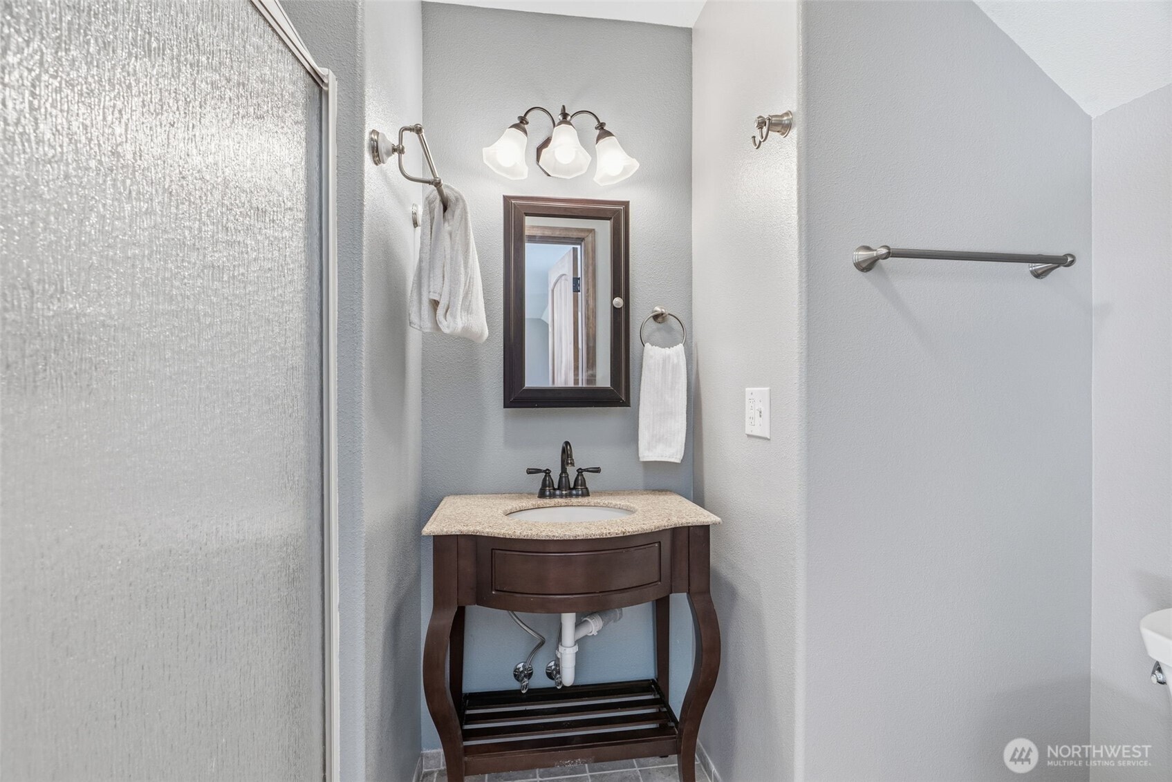 34602 NE 49th Place , La Center, WA 98629-3577