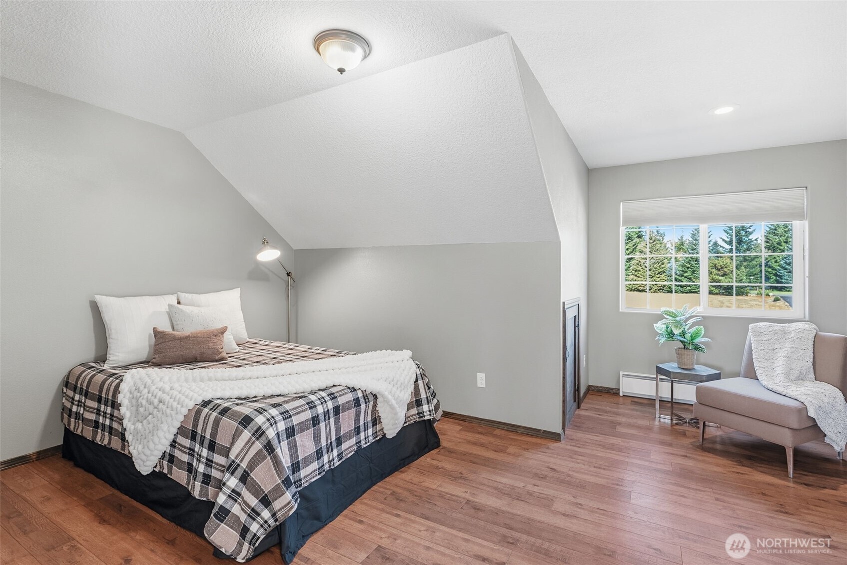 34602 NE 49th Place , La Center, WA 98629-3577