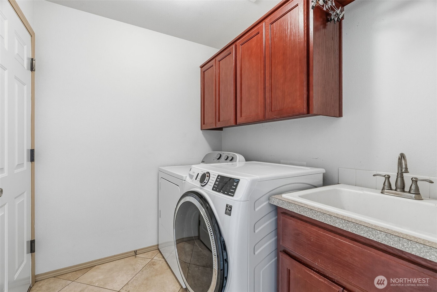 34602 NE 49th Place , La Center, WA 98629-3577