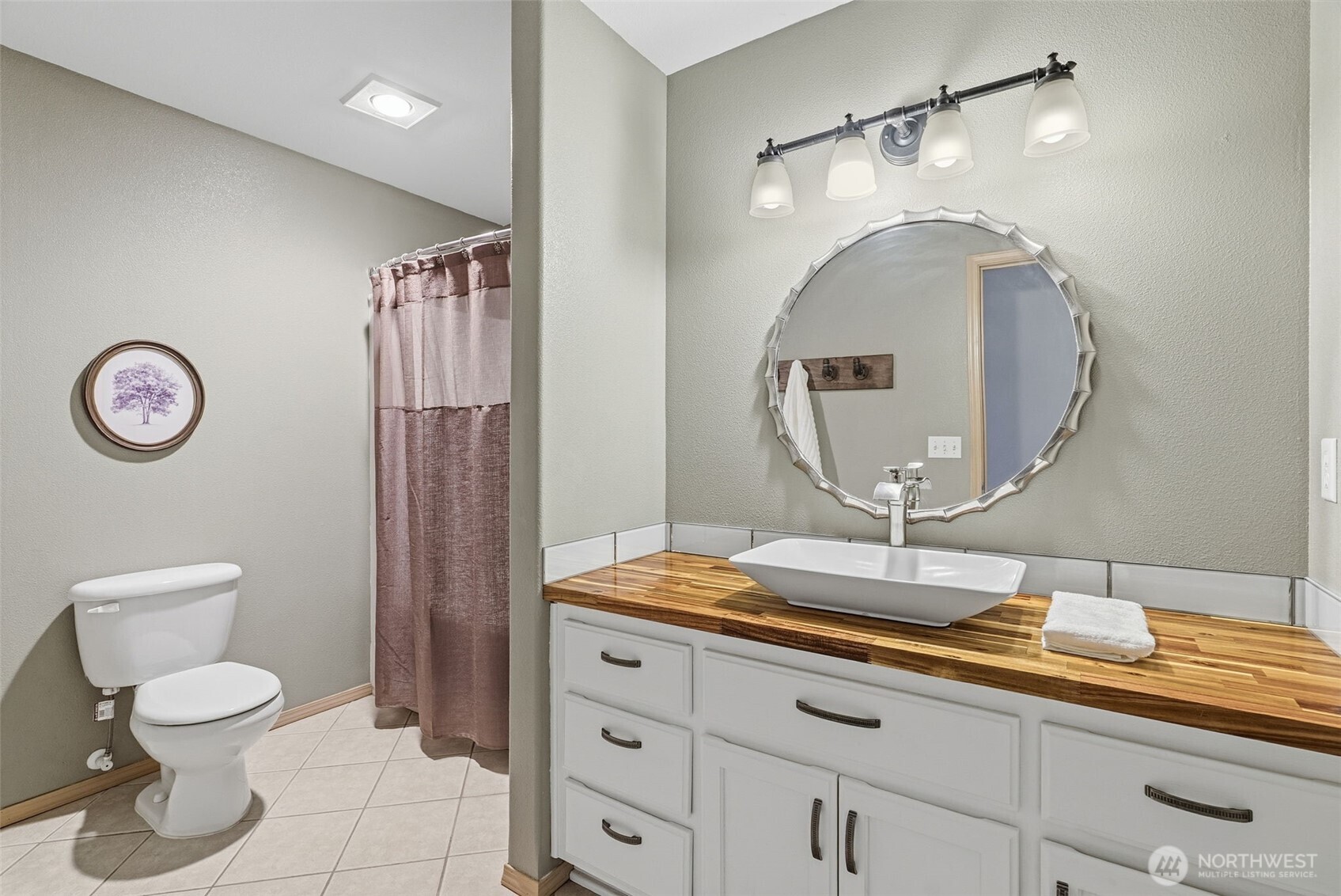 34602 NE 49th Place , La Center, WA 98629-3577