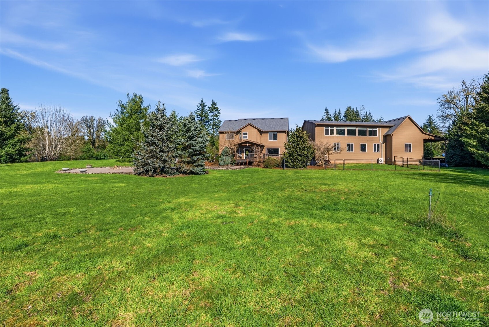 34602 NE 49th Place , La Center, WA 98629-3577