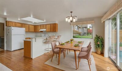 10303 SE 210th Place , Kent, WA 98031 - Photo 7