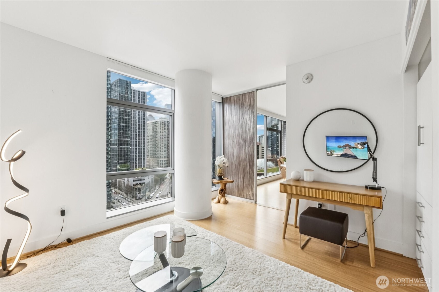 820 Blanchard Street #1507, Seattle, WA 98121-2656