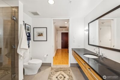 820 Blanchard Street #1507, Seattle, WA 98121-2656 - Photo 14