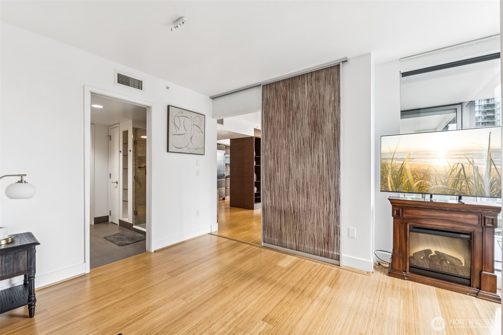 820 Blanchard Street #1507, Seattle, WA 98121-2656