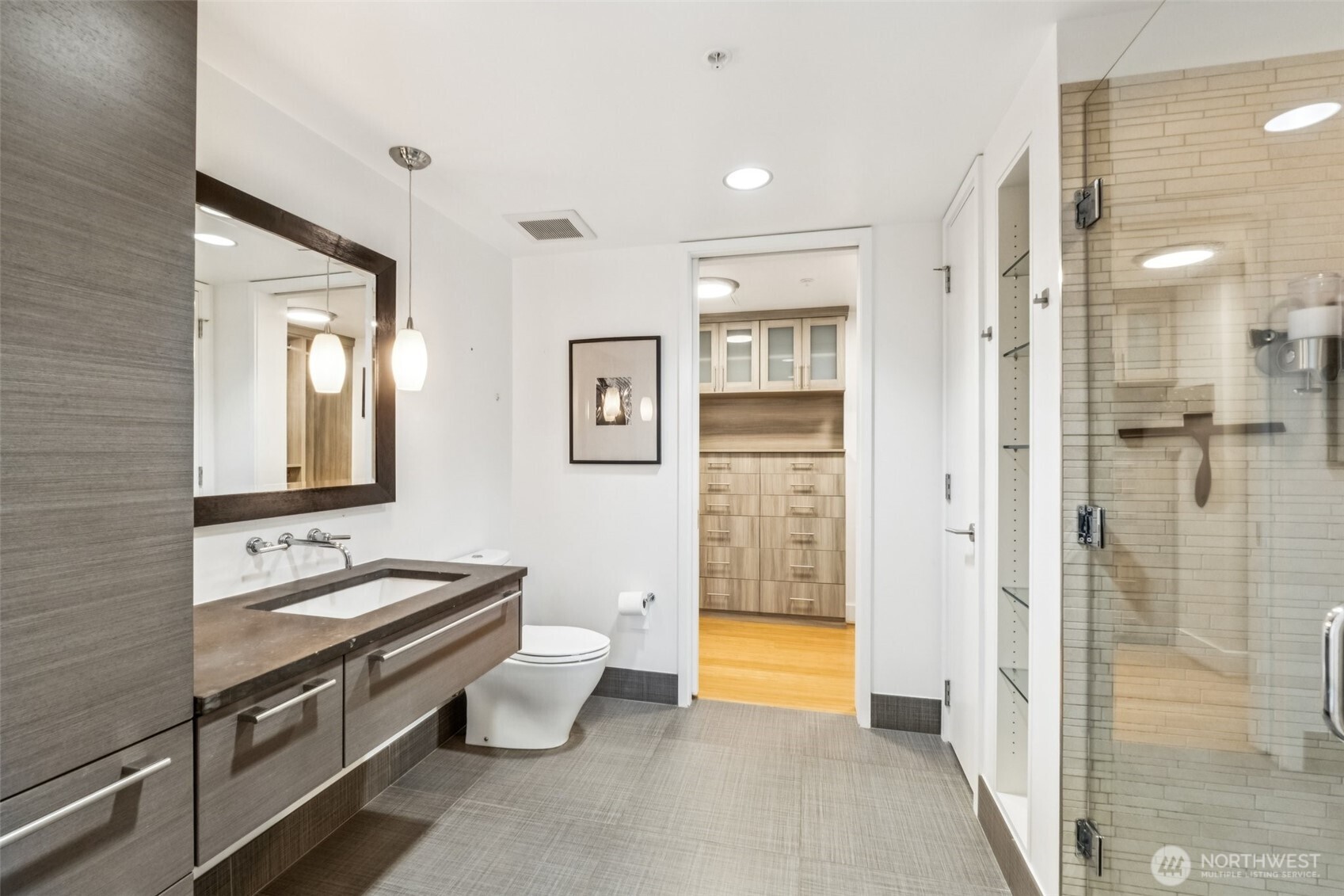 820 Blanchard Street #1507, Seattle, WA 98121-2656